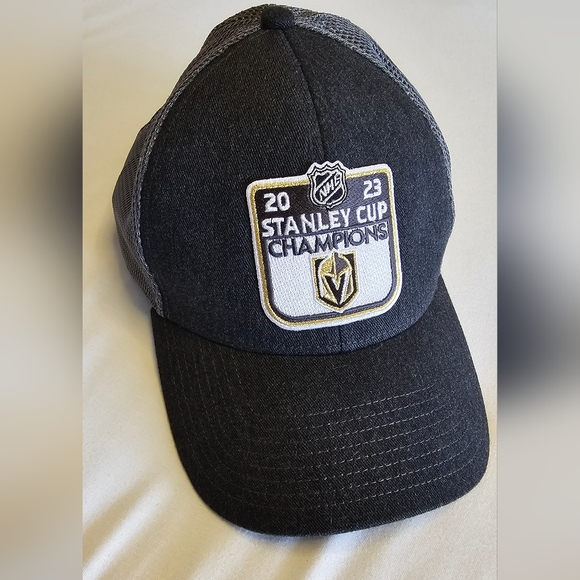 Vegas Golden Knights Snap back Hat - Picture 6 of 6
